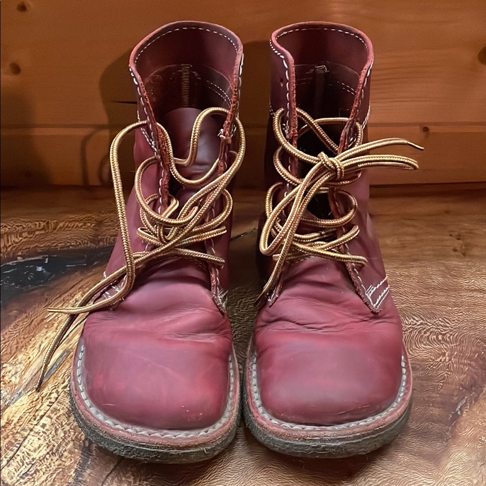 Duckfeet Red Leather Boots